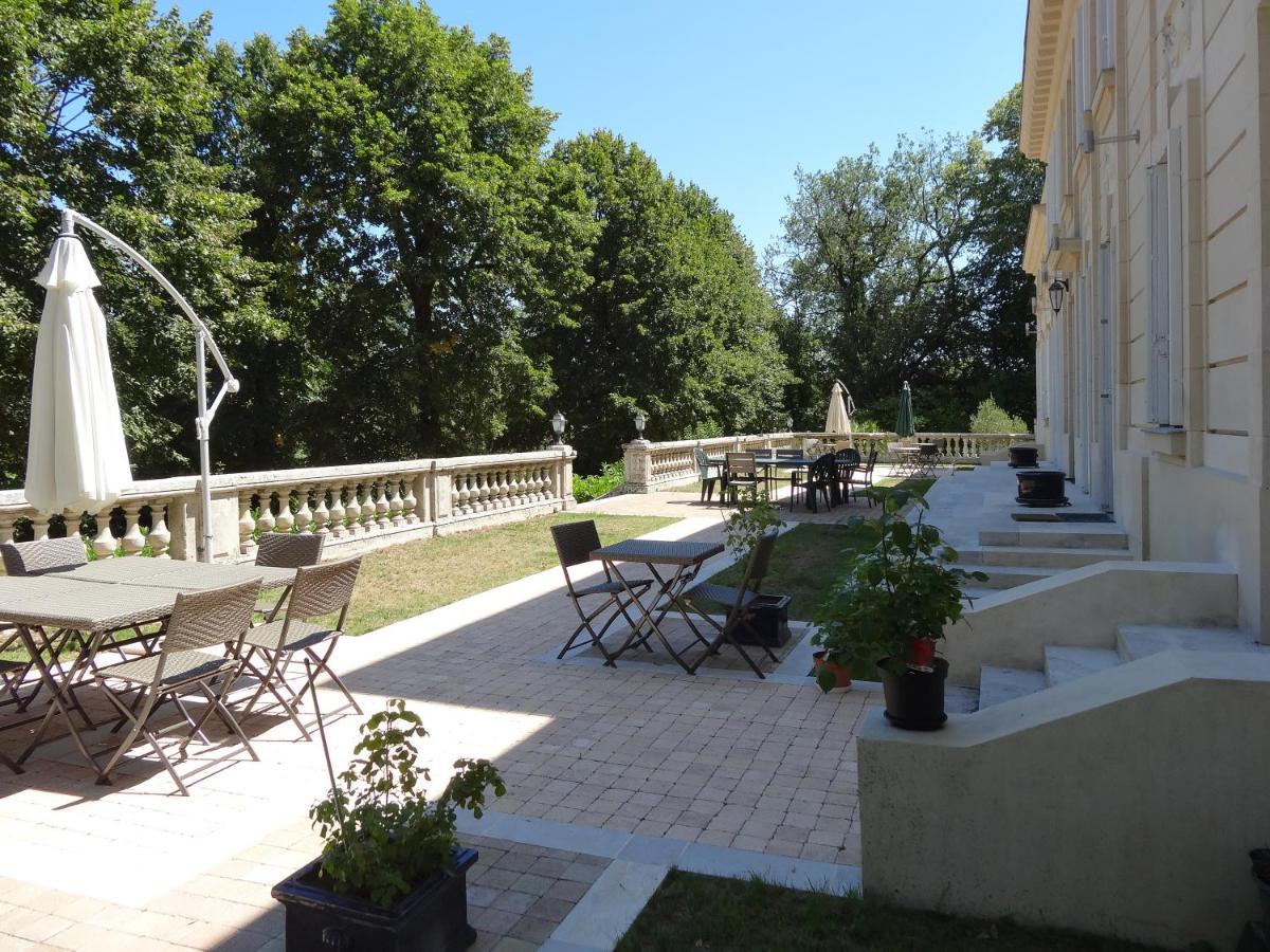 مبيت وإفطار Vianne Chateau De Laroche المظهر الخارجي الصورة